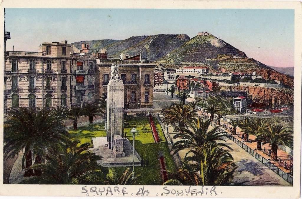 ORAN LE MONUMENT AUX MORTS.JPG